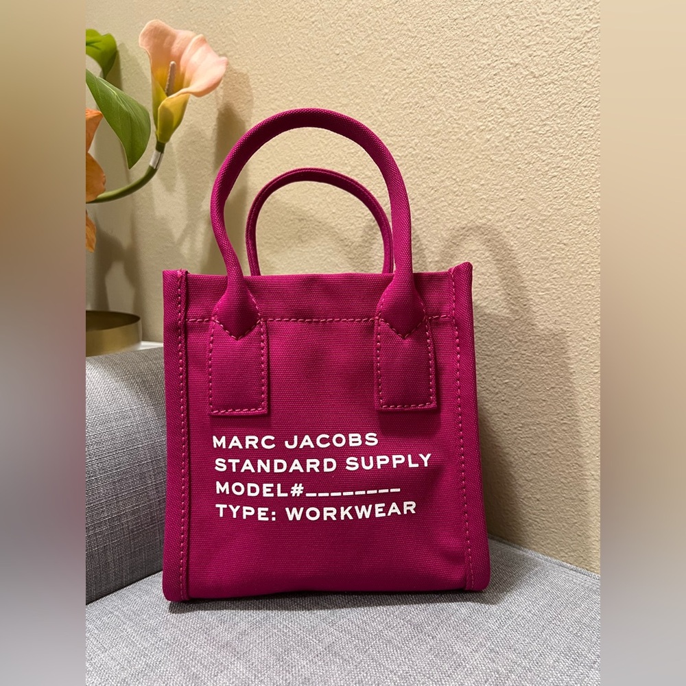 NWT Marc Jacobs Canvas Crossbody Bag in Lipstick Pink